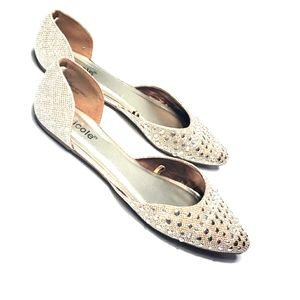 Pointed Studded Flats